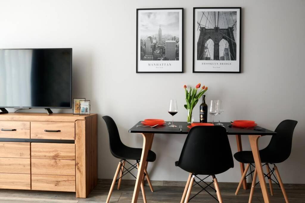 Easy Rent Apartments - Crystal Люблин Экстерьер фото