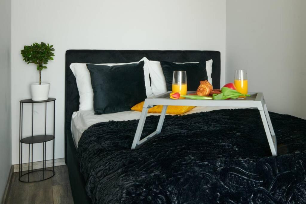 Easy Rent Apartments - Crystal Люблин Экстерьер фото