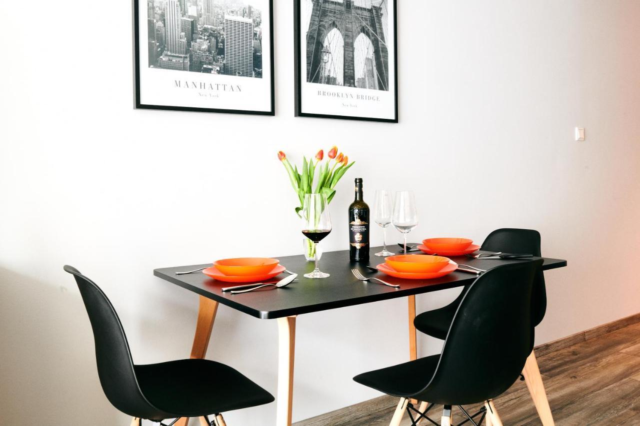 Easy Rent Apartments - Crystal Люблин Экстерьер фото